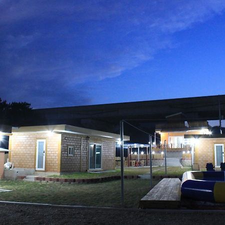Tobang Red Clay Pension Похан Екстер'єр фото